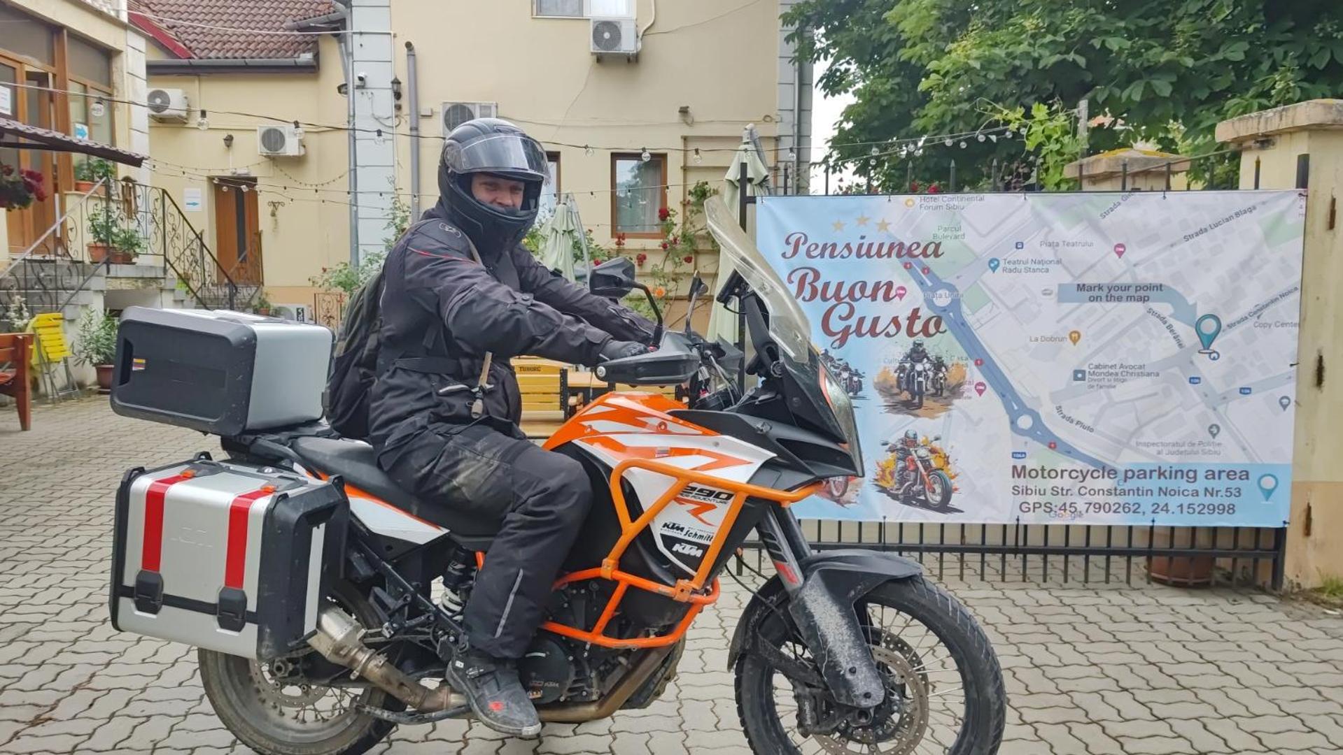 Pensiunea Buon Gusto Sibiu-Motorcyle Friendly,City Center Buitenkant foto