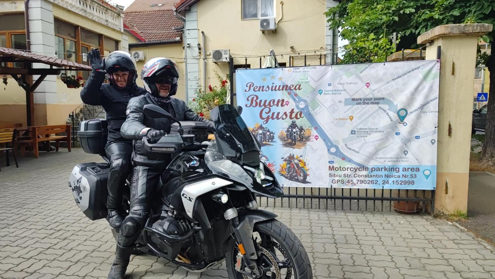 Pensiunea Buon Gusto Sibiu-Motorcyle Friendly,City Center Buitenkant foto